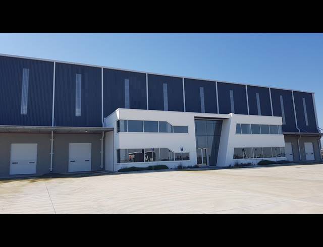 5,500M² WAREHOUSE TO LET IN BRACKENFELL INDUSTRIAL